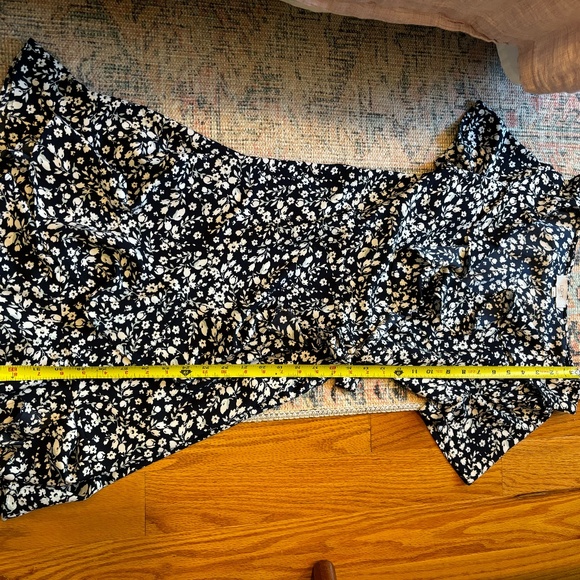 Loft floral wrap dress - Picture 6 of 7